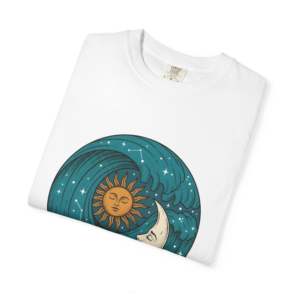Sun Moon Sea Celestial Horoscope Gift Folk Ocean Astrology Enthusiast Bohemian Zodiac Rustic Star T-Shirt
