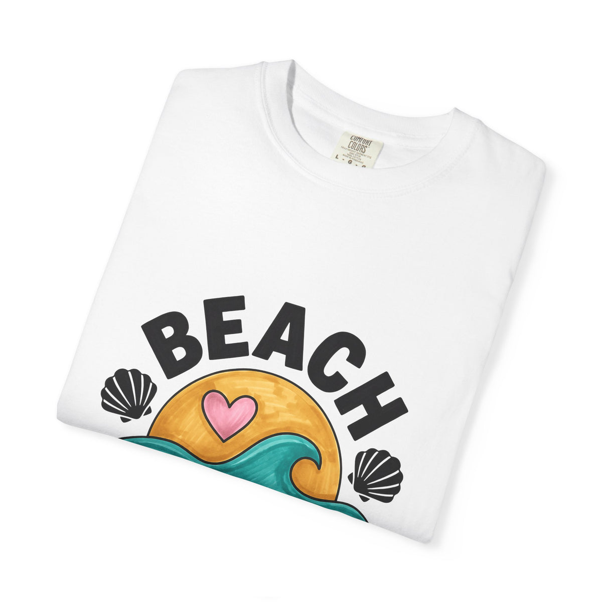 Sun Surf Heart T-Shirt Moms Coast Gift Women Flat Design T-Shirt Summer T-Shirt Mom Fan Minimalist T-Shirt Coastal Graphic Classic Clam T-Shirt