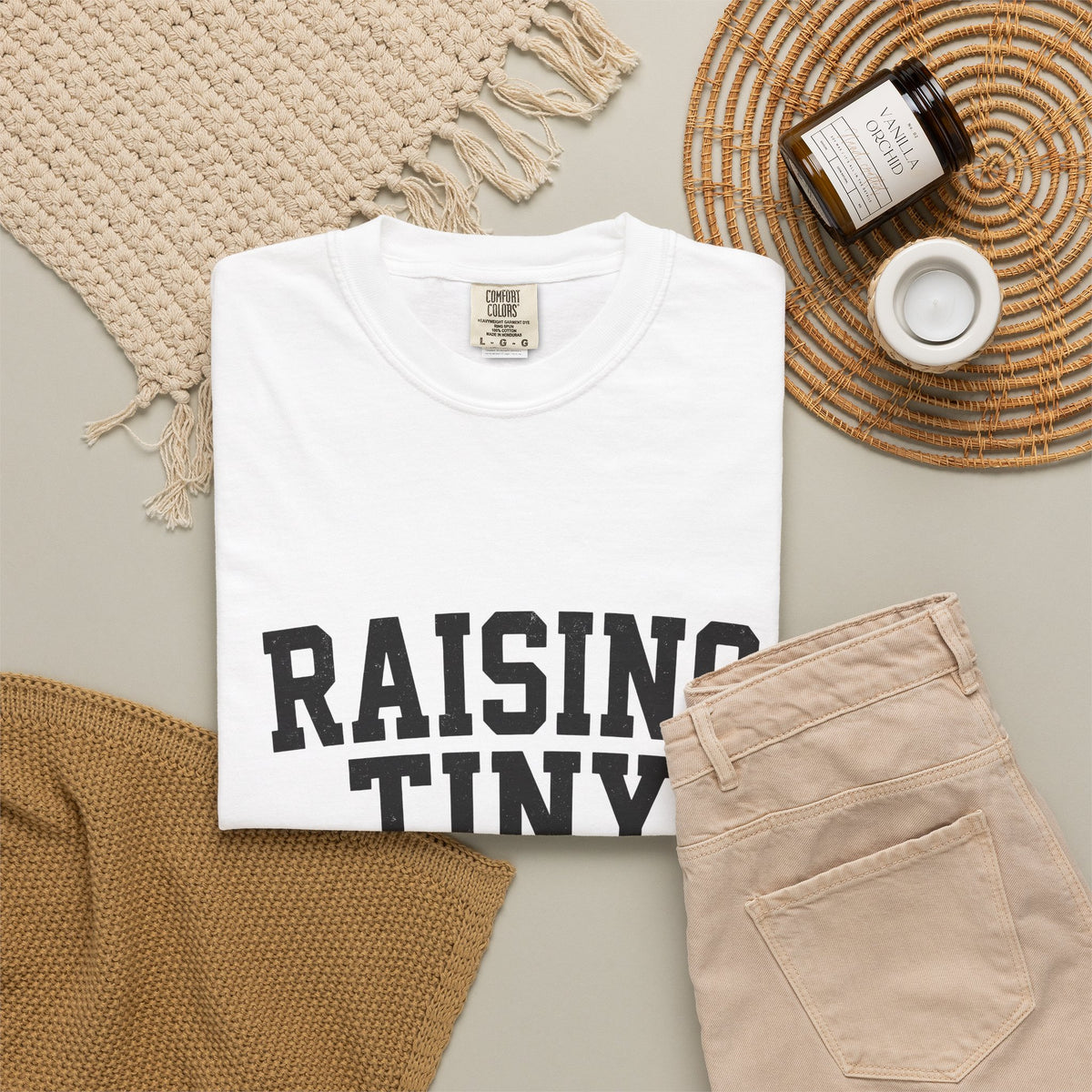 Varsity Lettering T-Shirt Moms Childcare Gift Women Retro T-Shirt Letterman T-Shirt Motherhood Fan Vintage T-Shirt Nanny Graphic Simple Worn Effect