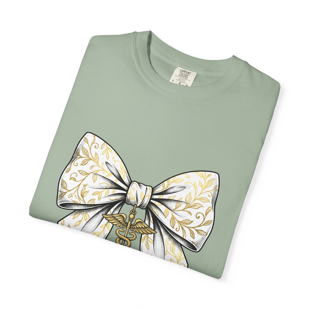 Medical Bow T-Shirt Nurses Healthcare Gift Women Botanical T-Shirt Medical Bow Tie T-Shirt Nurse Enthusiast Botanical Illustration Medical Graphic