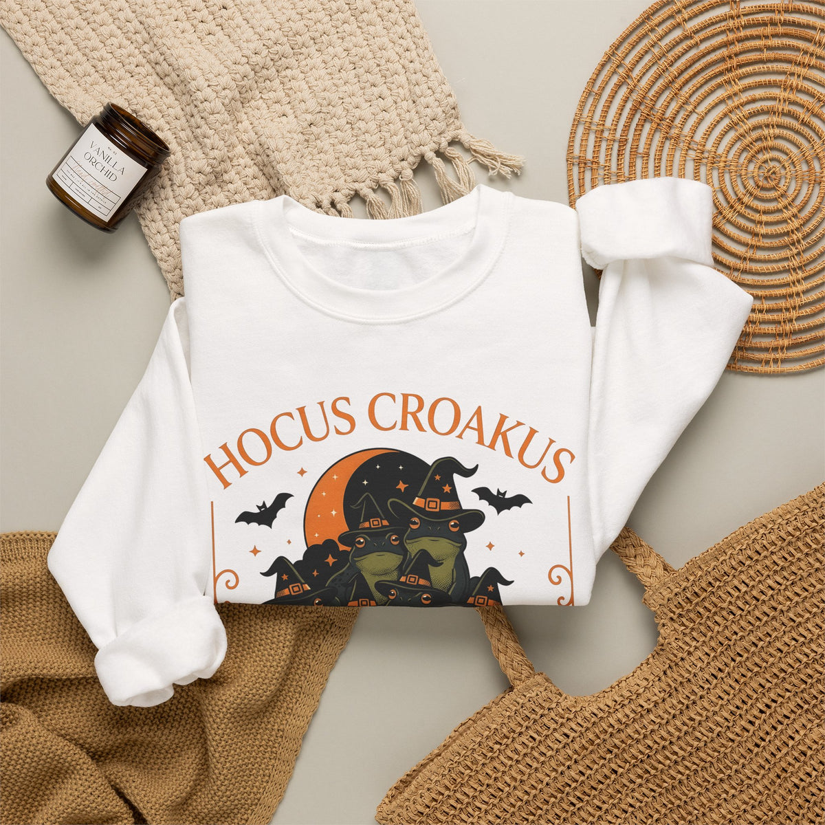 Witch Frogs Sweatshirt Halloween Animal Gift Women Cartoon Sweatshirt Toad Sweatshirt Horror Fan Comic Sweatshirt Creature Graphic Vintage Cauldrons Sweatshirt