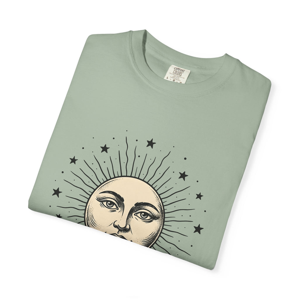 Sun Face T-Shirt Boho Chic Space Gift Women Rustic T-Shirt Sun T-Shirt Hippie Fan Bohemian T-Shirt Galaxy Graphic Line Art Stars T-Shirt