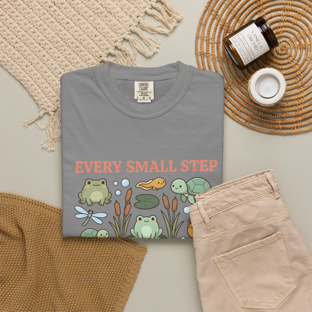 Frog Turtle Snail T-Shirt Motivation Nature Gift Women Cartoon T-Shirt Amphibian T-Shirt Inspirational Enthusiast Comic T-Shirt Environmental