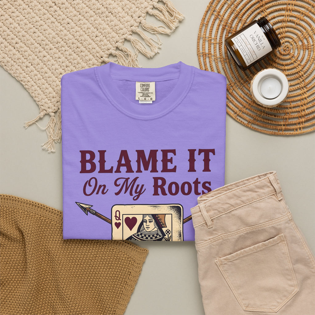 Playing Queen T-Shirt Cowgirl Western Gift Women Hand Drawn T-Shirt Queen T-Shirt Rodeo Fan Illustrated T-Shirt Country Graphic Folk Liquor Glass