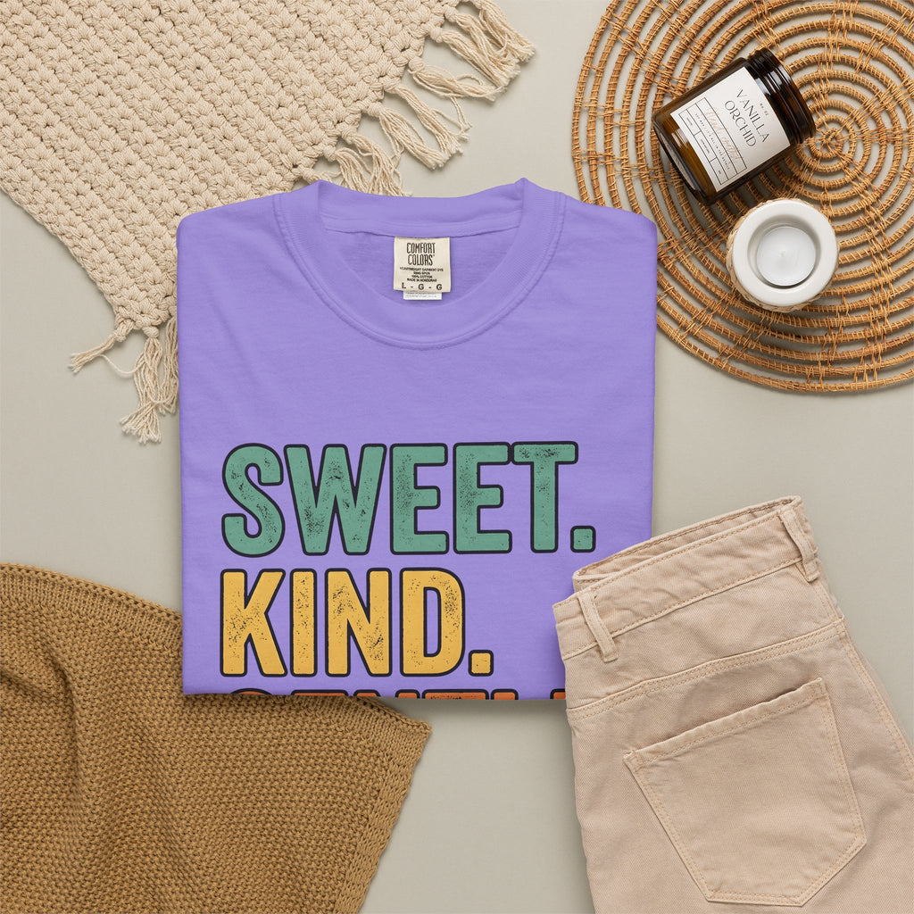 Bold Retro Text T-Shirt Mom Humor Gift Women Distressed T-Shirt Typography T-Sh
