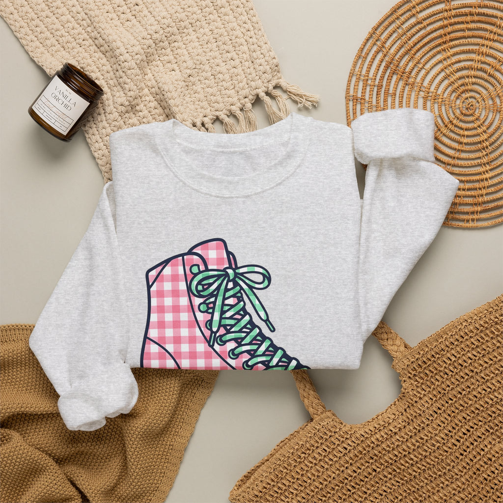 Roller Skates Sweatshirt Roller Skating Classic Gift Women Cute Sweatshirt Roller Skating Sweatshirt Roller Derby Fan Kawaii Sweatshirt Retro Graphic Nostalgic