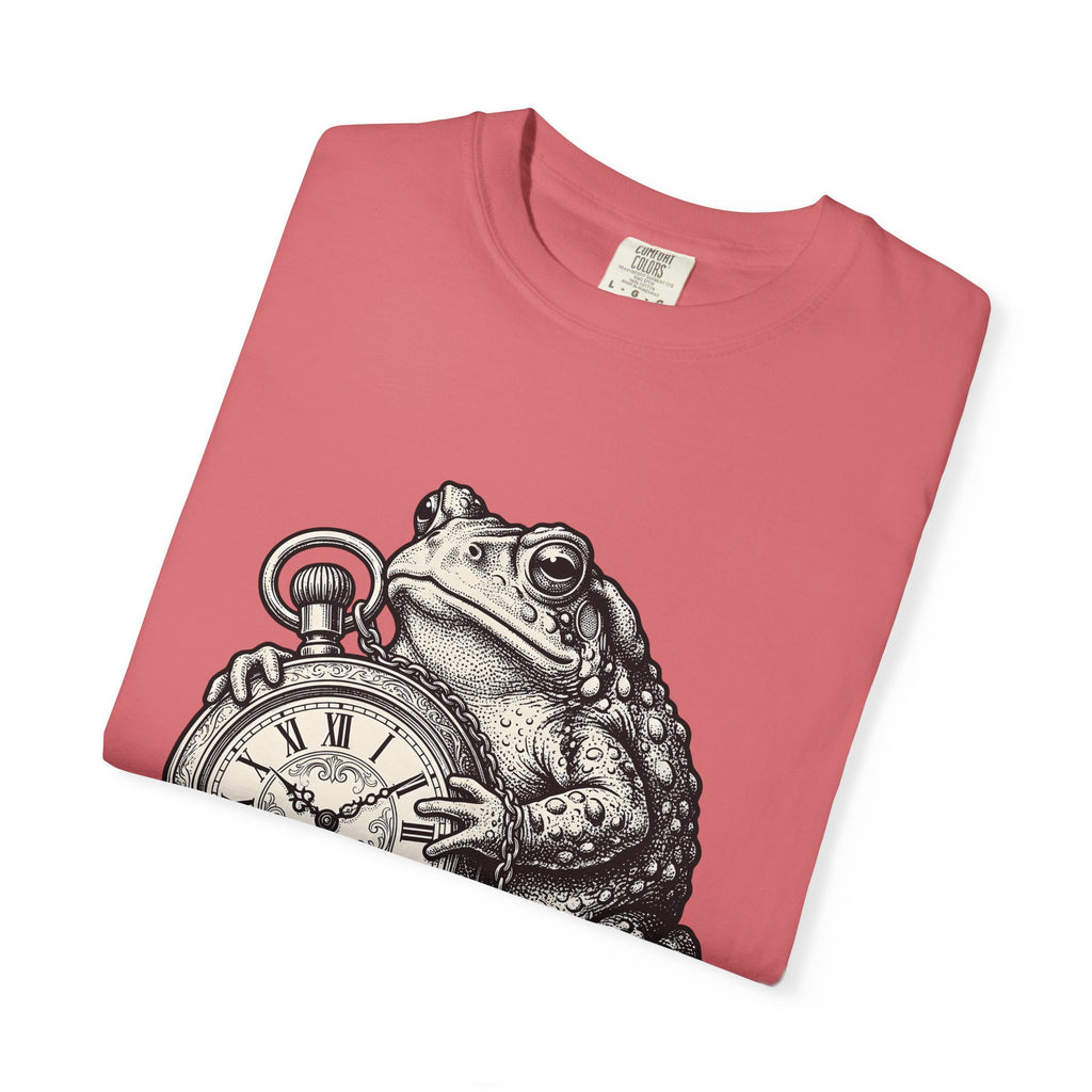 Toad Pocket Watch T-Shirt Funny Animal Gift Women Vintage T-Shirt Pocket Watch T-Shirt Humor Fan Retro T-Shirt Wildlife Graphic Hand Drawn Chain