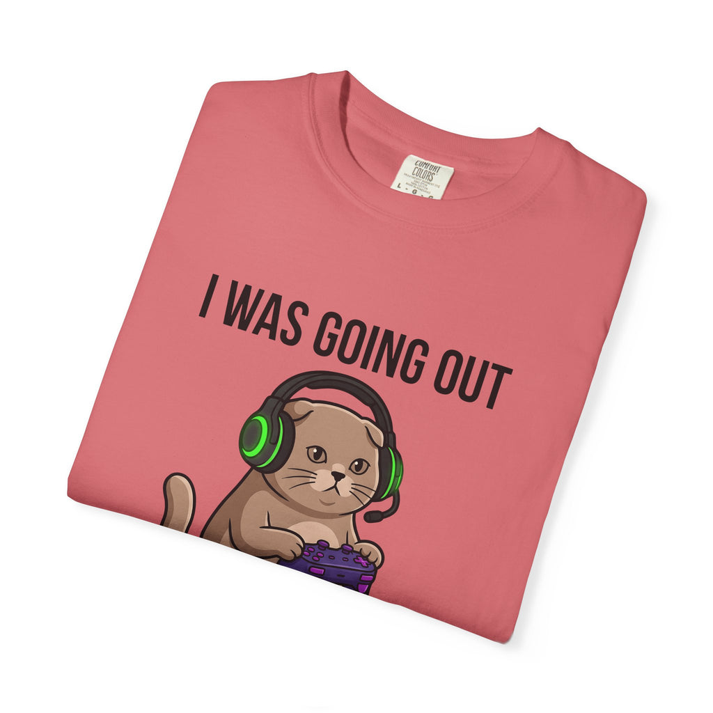Gamer Cat T-Shirt Cat Gaming Gift Women Cartoon T-Shirt Kitty T-Shirt Feline Fan Comic T-Shirt Gamer Graphic Kawaii Headset T-Shirt