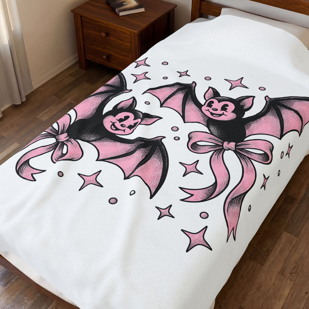 Sweet Bats Blanket Halloween Horror Gift Women Chibi Blanket Flying Fox Blanket Spooky Fan Creepy Blanket Horror Graphic Old School Hair Bows