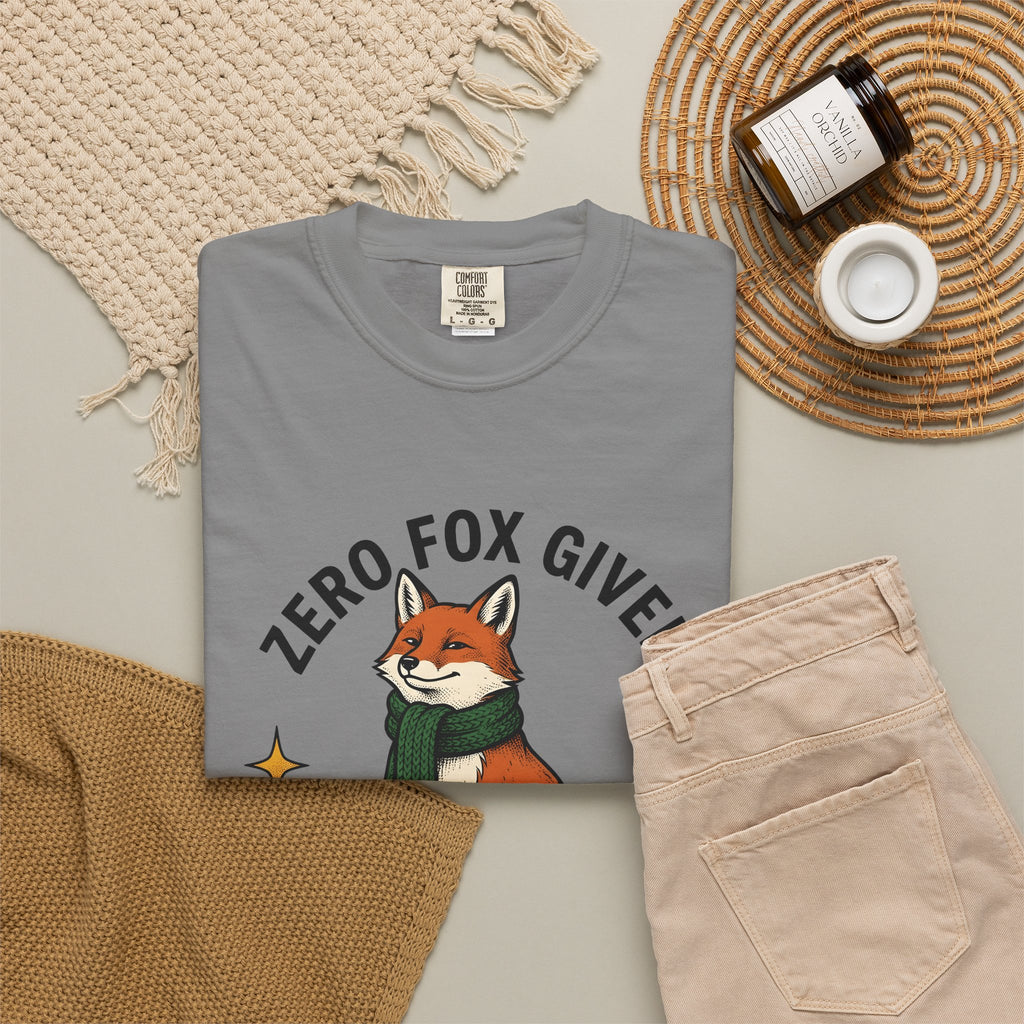 Fox Holiday Wildlife Gift Retro Fox Christmas Fan Vintage Animal Sketch Neck Wrap T-Shirt