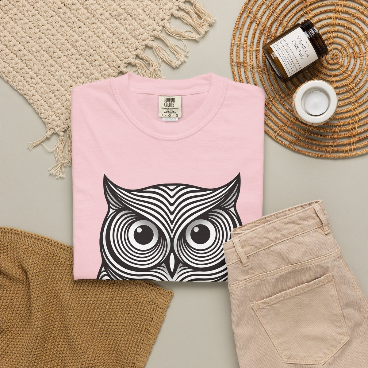 Owl Art T-Shirt Animal Wildlife Gift Women Abstract T-Shirt Hoot T-Shirt Animal Fan Nature Graphic T-Shirt Flat Motif T-Shirt