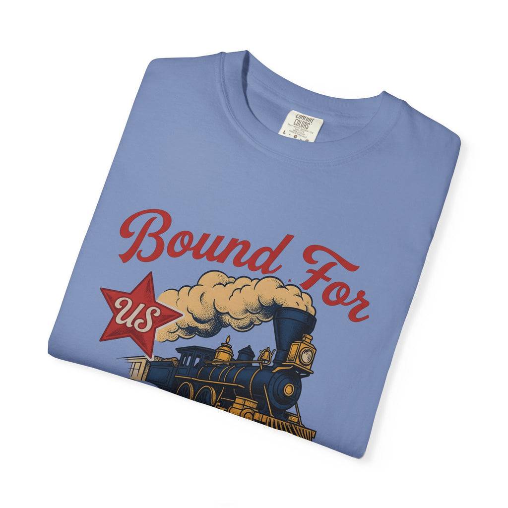 Locomotive T-Shirt America Flag Gift Women Antique T-Shirt Train T-Shirt Patriot Fan Vintage T-Shirt Banner Graphic Old School Spark T-Shirt