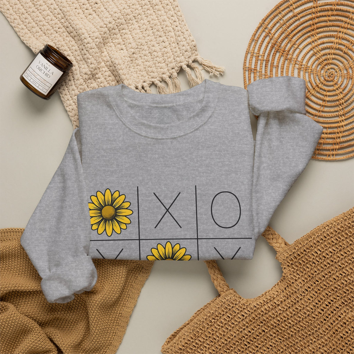 Sunflower Game Sweatshirt St. Valentine's Day Bouquet Gift Women Cartoon Sweatshirt Sunflower Sweatshirt Valentine Fan Comic Sweatshirt Floral Graphic Modern