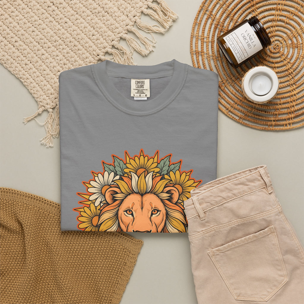 Lion Blossom Boho Chic Horoscope Gift Tribal Lion Bohemian Fan Ethnic Zodiac Classic Sunflower T-Shirt