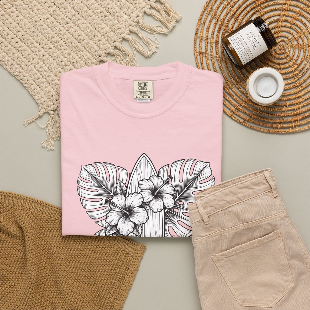 Surfboard Petals T-Shirt Surfing Shore Gift Women Drawing T-Shirt Surfboards T-Shirt Surfer Fan Illustration Graphic Nature Flower T-Shirt