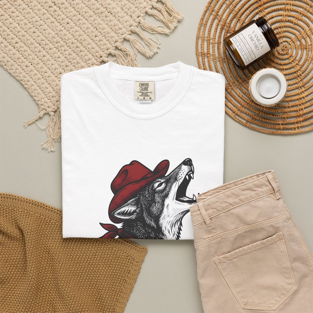 Cowboy Wolf T-Shirt Cowgirl Western Gift Women Vintage T-Shirt Werewolf T-Shirt Cowboy Fan Retro T-Shirt Rodeo Graphic Hand Drawn Bandana T-Shirt