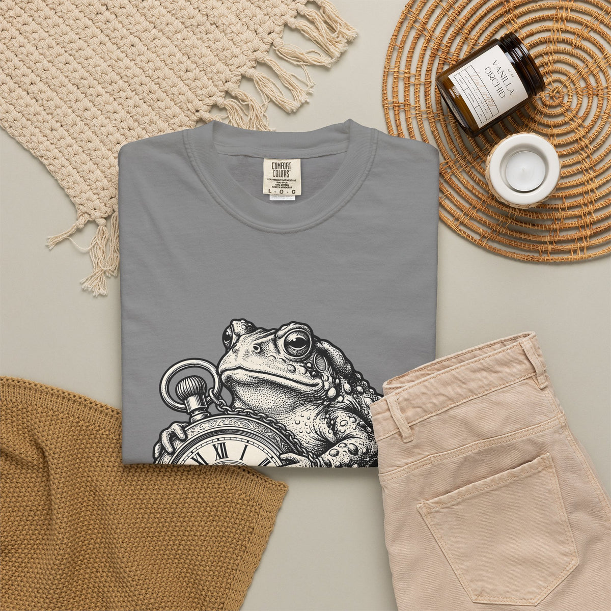 Toad Pocket Watch T-Shirt Funny Animal Gift Women Vintage T-Shirt Pocket Watch T-Shirt Humor Fan Retro T-Shirt Wildlife Graphic Hand Drawn Chain