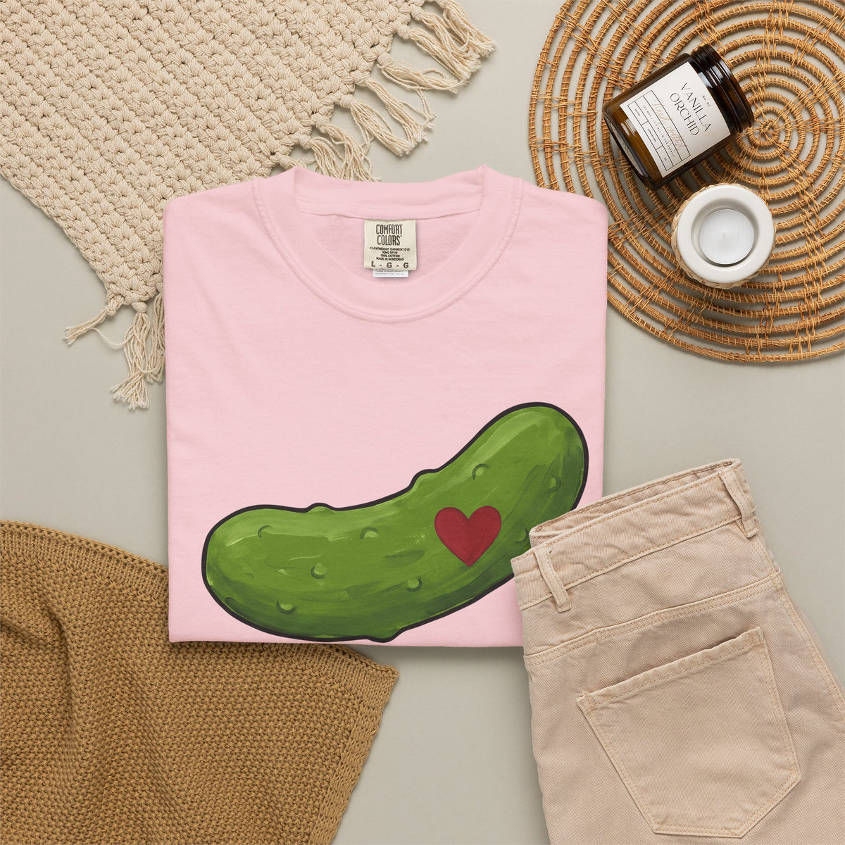Pickle Illustration T-Shirt Funny Gastronomy Gift Women Doodle T-Shirt Dill T-Shirt Humor Fan Cartoon T-Shirt Food Graphic Outline Heart Shape