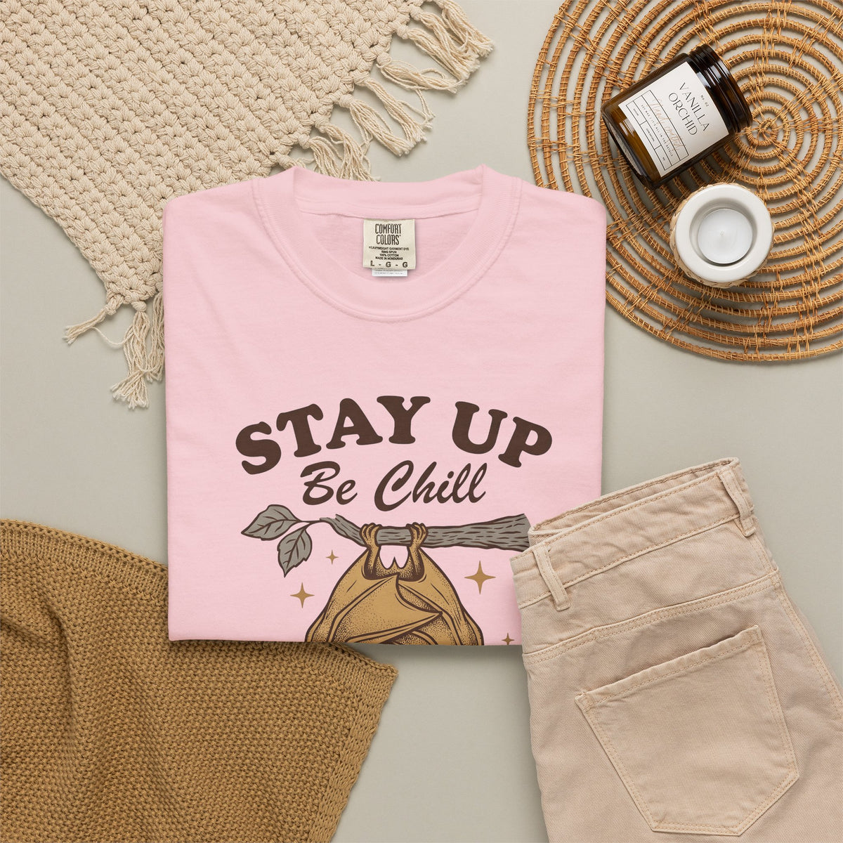 Bat Headset T-Shirt Cute Fauna Gift Women Classic T-Shirt Headphones T-Shirt Adorable Fan Retro T-Shirt Wildlife Graphic Doodle Tree Limb T-Shirt