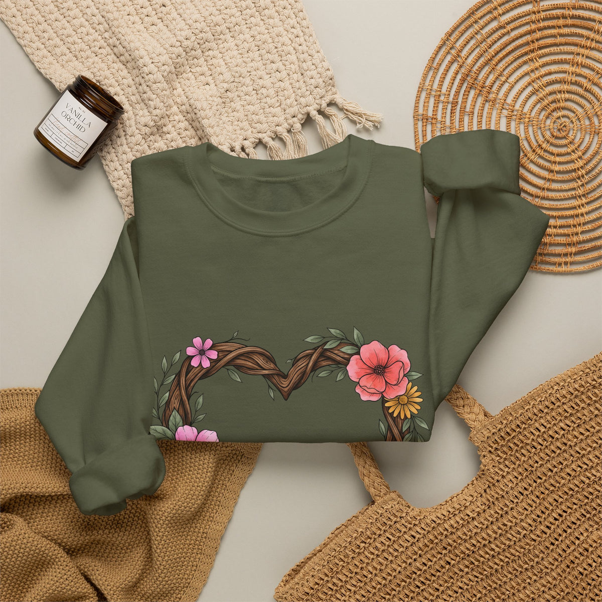 Floral Heart Sweatshirt Boho Chic Nature Gift Women Hand Drawn Sweatshirt Heart Sweatshirt Bohemian Fan Illustrated Sweatshirt Environmental Graphic Botanical