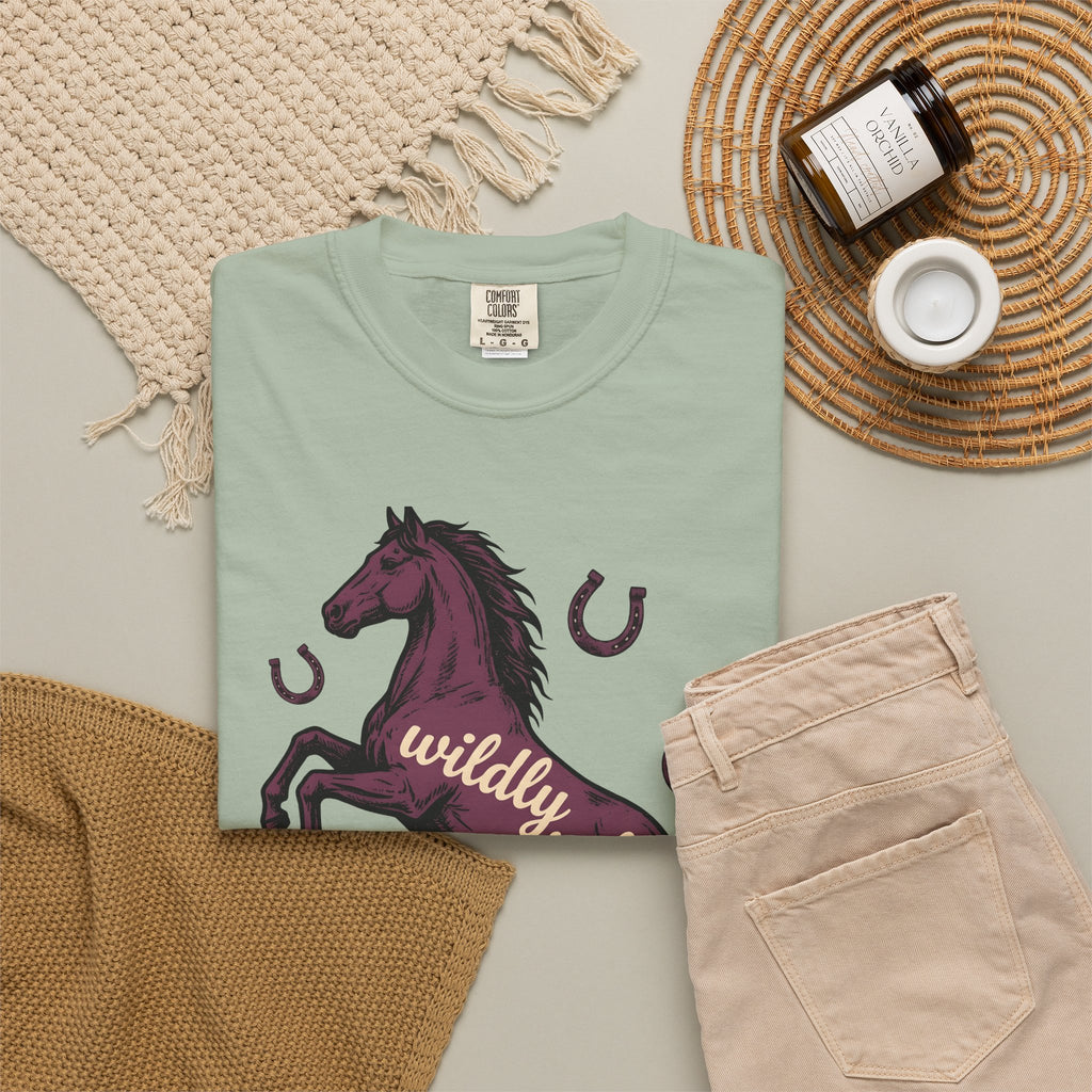 Horse Design T-Shirt Boho Chic Ranch Gift Women Classic T-Shirt Equine T-Shirt Hippie Fan Vintage T-Shirt Western Graphic Doodle Horseshoe T-Shirt