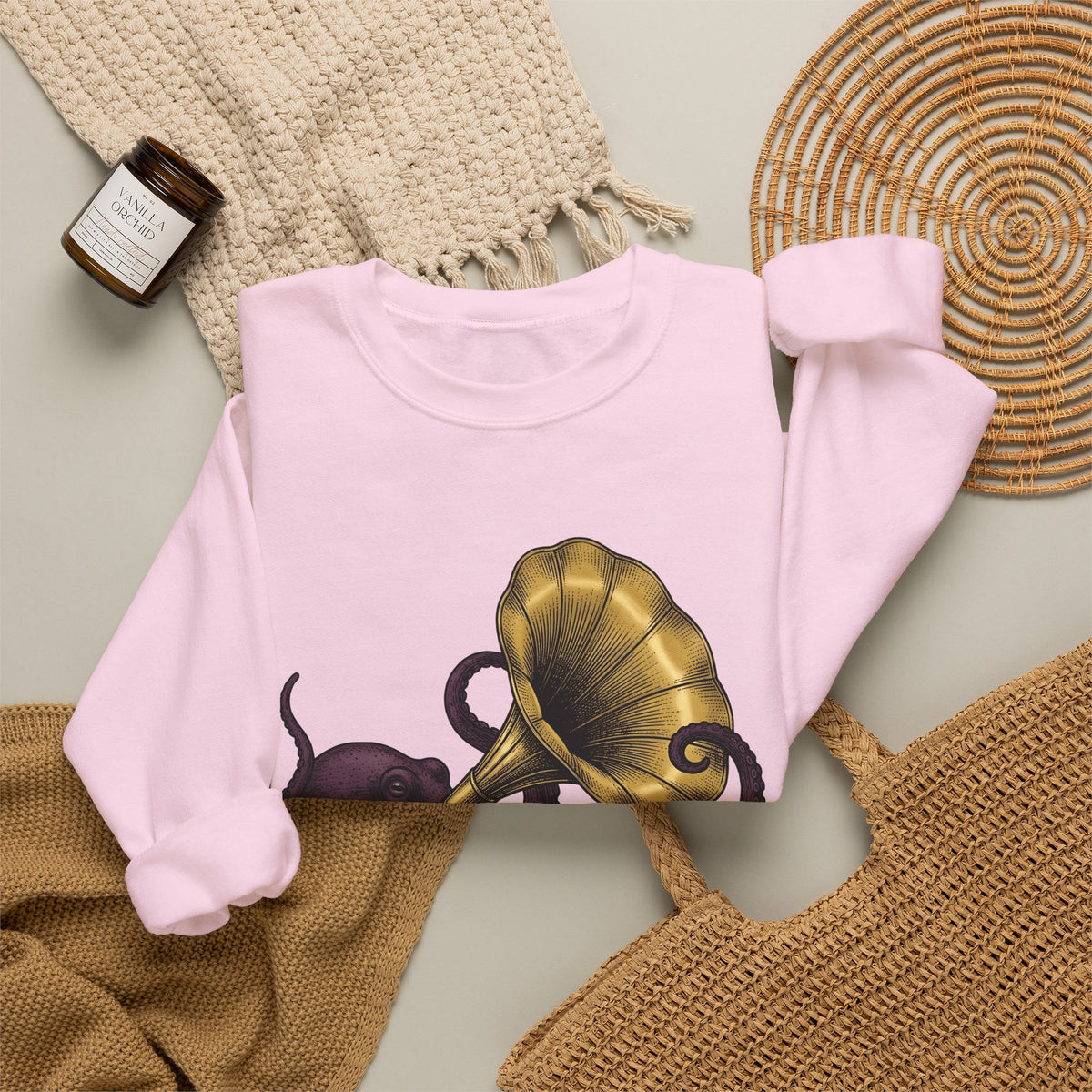 Octopus Phonograph Sweatshirt Animal Sound Gift Women Classic Sweatshirt Gramophone Sweatshirt Pet Fan Retro Sweatshirt Audio Graphic Doodle Music Player
