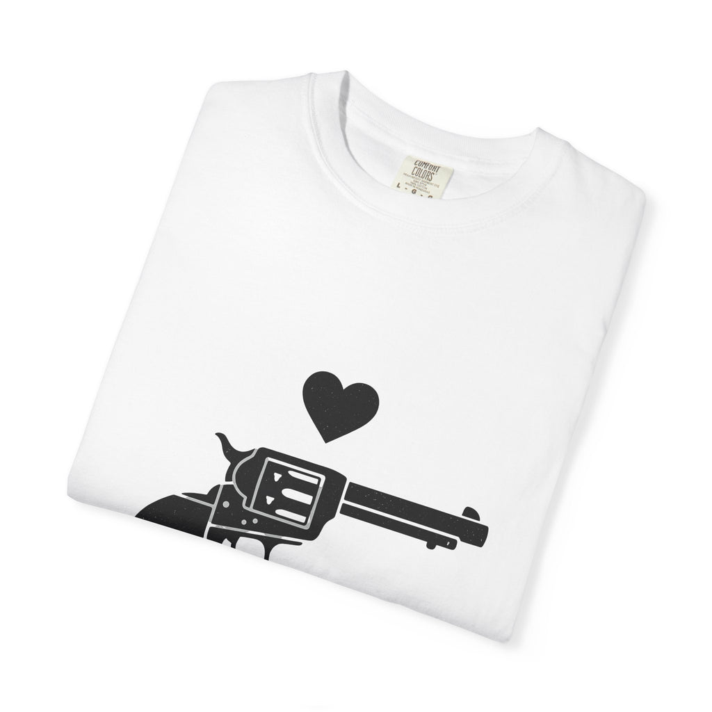 Revolver Graphic T-Shirt Cowgirl Country Gift Women Western T-Shirt Gun T-Shirt Cowboy Fan Rustic Design Country Illustration Graphic Vintage