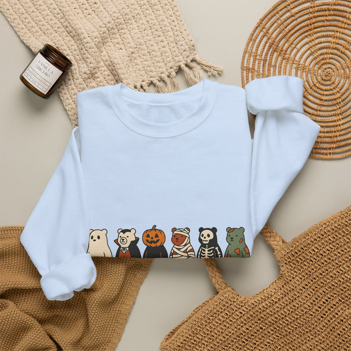 Bear Outfit Sweatshirt Halloween Wildlife Gift Women Comic Sweatshirt Teddy Sweatshirt Halloween Fan Cartoon Sweatshirt Animal Graphic Chibi Jack-O-Lantern