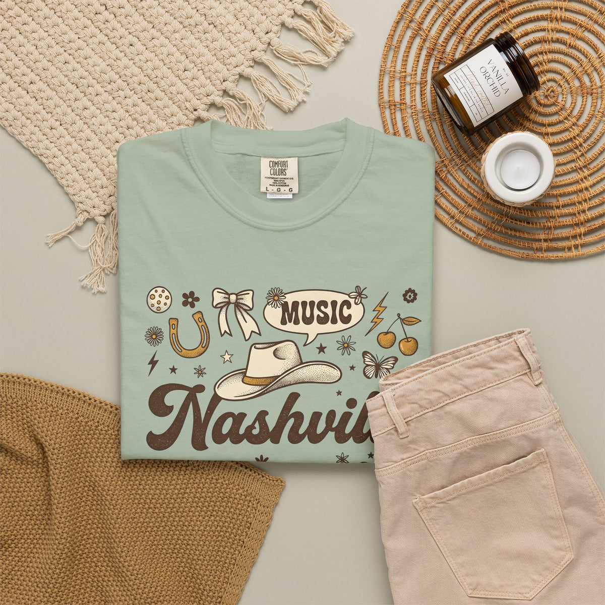 Cowboy Hat Cowgirl Country Gift Vintage Stetson Rodeo Fan Retro Rural Hand Drawn Western T-Shirt