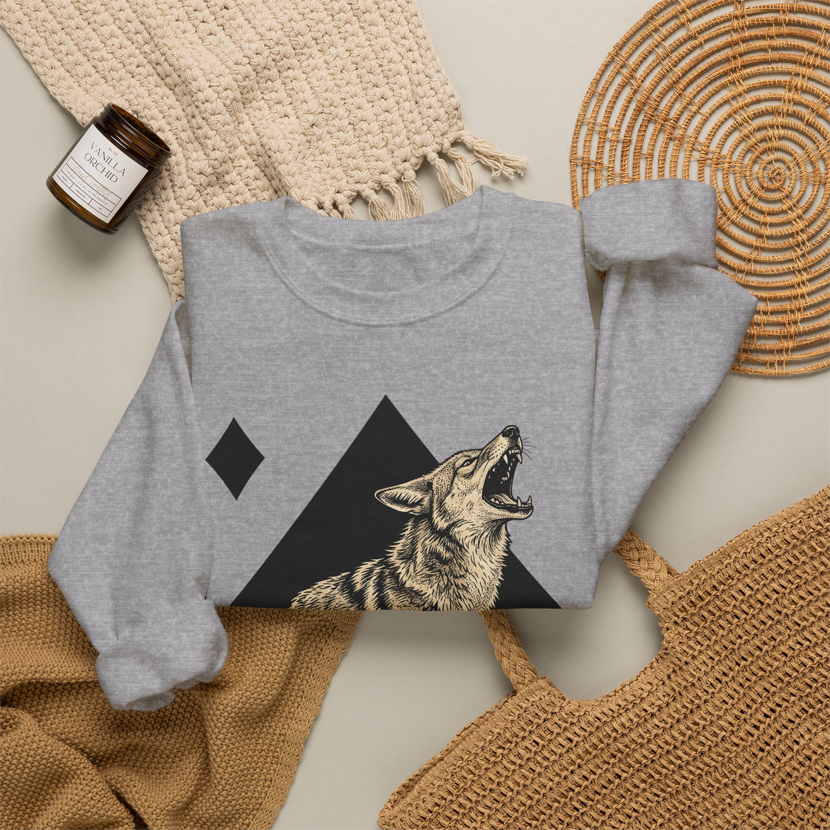 Howling Wolf Sweatshirt Wolf Pets Gift Women Sketch Sweatshirt Gray Wolf Sweatshirt Wolf Fan Canine Graphic Sweatshirt Hand Drawn Shape Sweatshirt