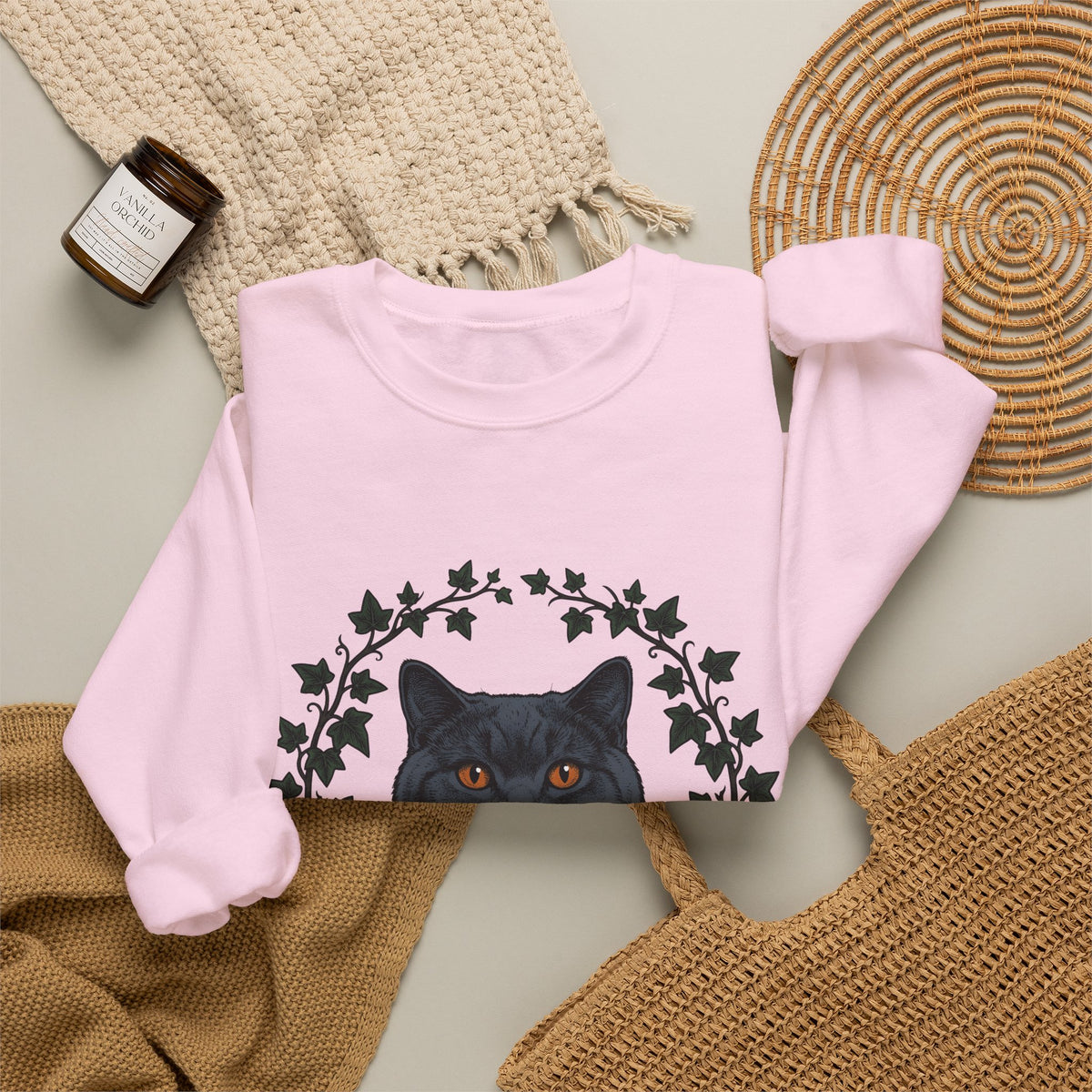 British Shorthair Cat Sweatshirt Cat Botanical Gift Women Hand Drawn Sweatshirt Kitty Sweatshirt Cat Fan Illustrated Graphic Vintage Ivy Leaves Sweatshirt