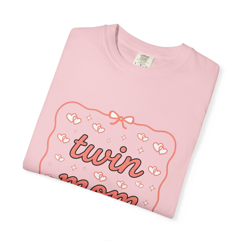 Romantic Motif T-Shirt Moms Kin Gift Women Playful T-Shirt Love T-Shirt Motherhood Fan Whimsical T-Shirt Family Graphic Outline Knot T-Shirt