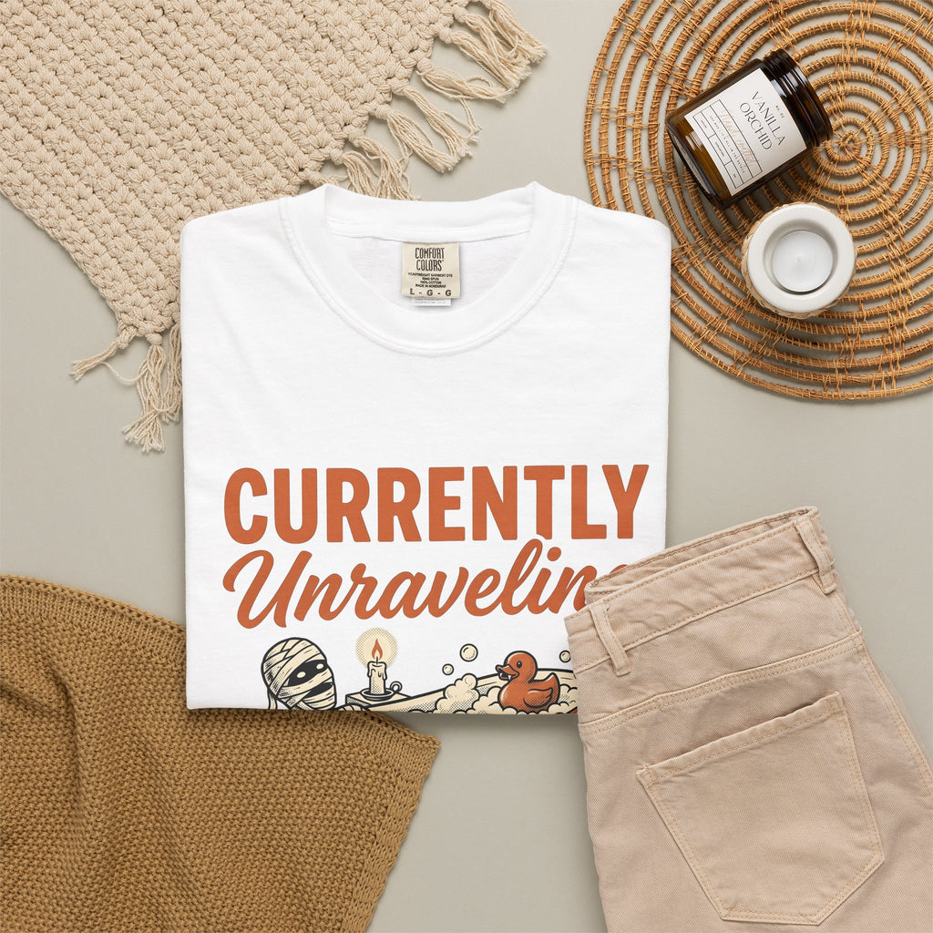 Mummy Bathtub T-Shirt Halloween Humor Gift Women Comic T-Shirt Wrapped Mummy T-Shirt Spooky Fan Cartoon T-Shirt Funny Graphic Vintage Rubber Duck