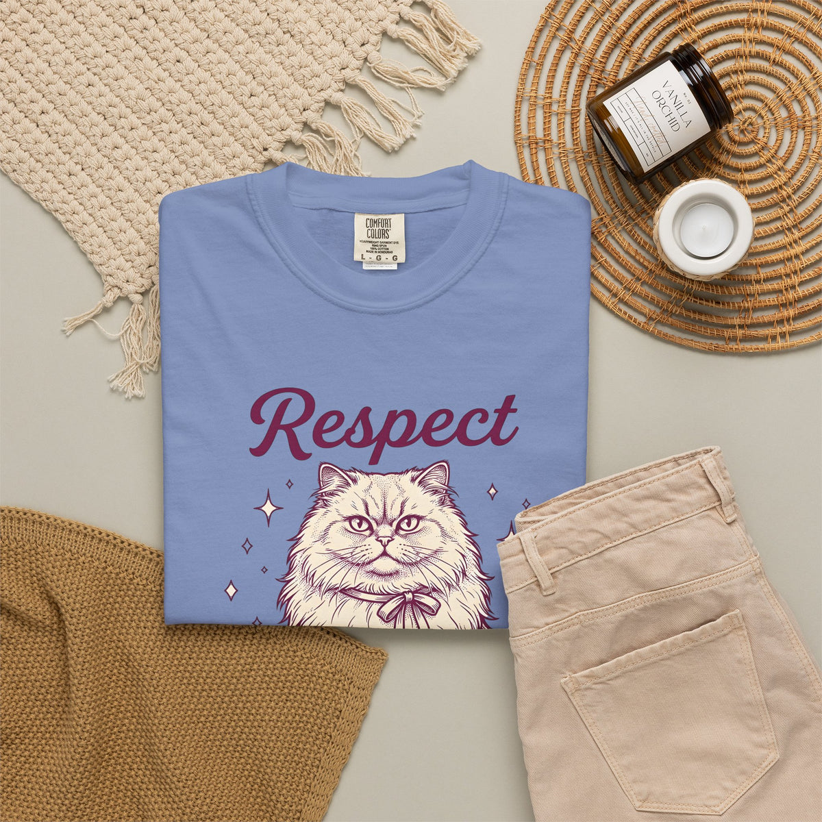 Soft Feline T-Shirt Cat Joke Gift Women Line Art T-Shirt Cat T-Shirt Cat Fan Minimalist T-Shirt Pun Graphic Classic Twinkles T-Shirt