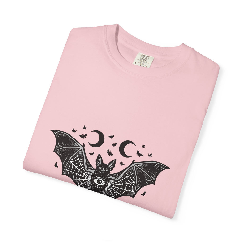 Bat Illustration T-Shirt Boho Chic Witchcraft Gift Women Spooky T-Shirt Flying Fox T-Shirt Bohemian Fan Creepy T-Shirt Occult Graphic Hand Drawn