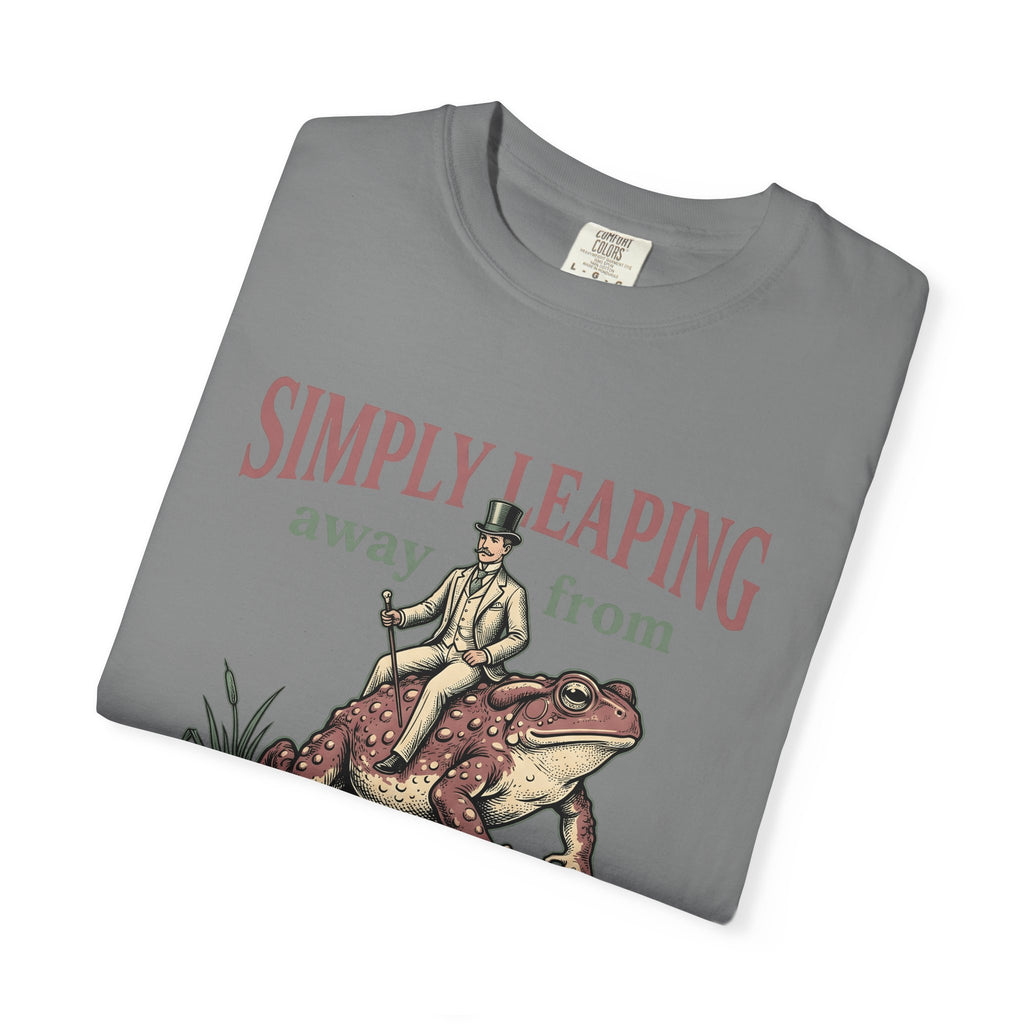 Man Riding Toad T-Shirt Funny Animal Gift Women Vintage T-Shirt Rider T-Shirt Humor Fan Retro Illustration Graphic Retro Top Hat T-Shirt