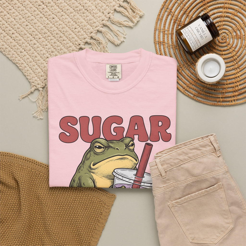 Frog Tea Drink T-Shirt Funny Critter Gift Women Line Art T-Shirt Toad Drink T-Shirt Humor Fan Cartoon Graphic T-Shirt Illustration Tea Cup T-Shirt