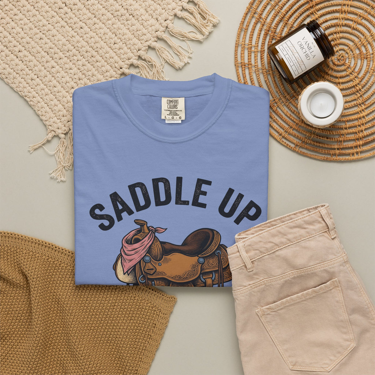 Horse Saddle T-Shirt Cowgirl Agriculture Gift Women Classic T-Shirt Saddle T-Shirt Rancher Fan Vintage T-Shirt Farming Graphic Old School Kerchief