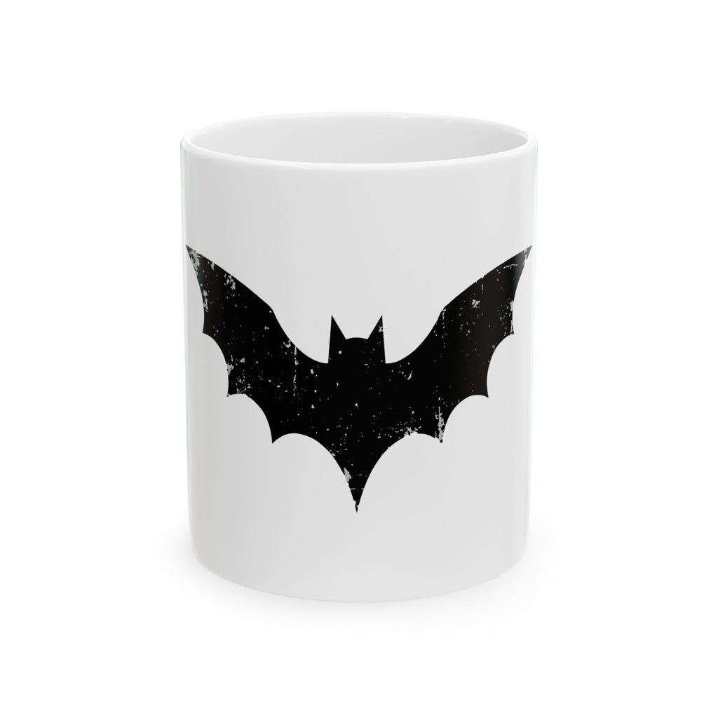 Bat Halloween Horror Gift Vintage Flying Creature Spooky Fan Dark Macabre Simple Mug