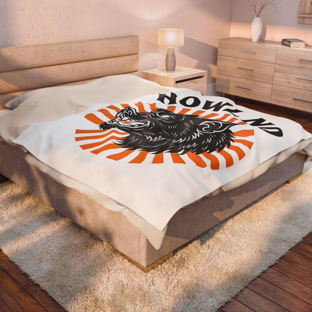 Wolf Face Halloween Scary Gift Werewolf Horror Fan Creepy Retro Sunburst Blanket