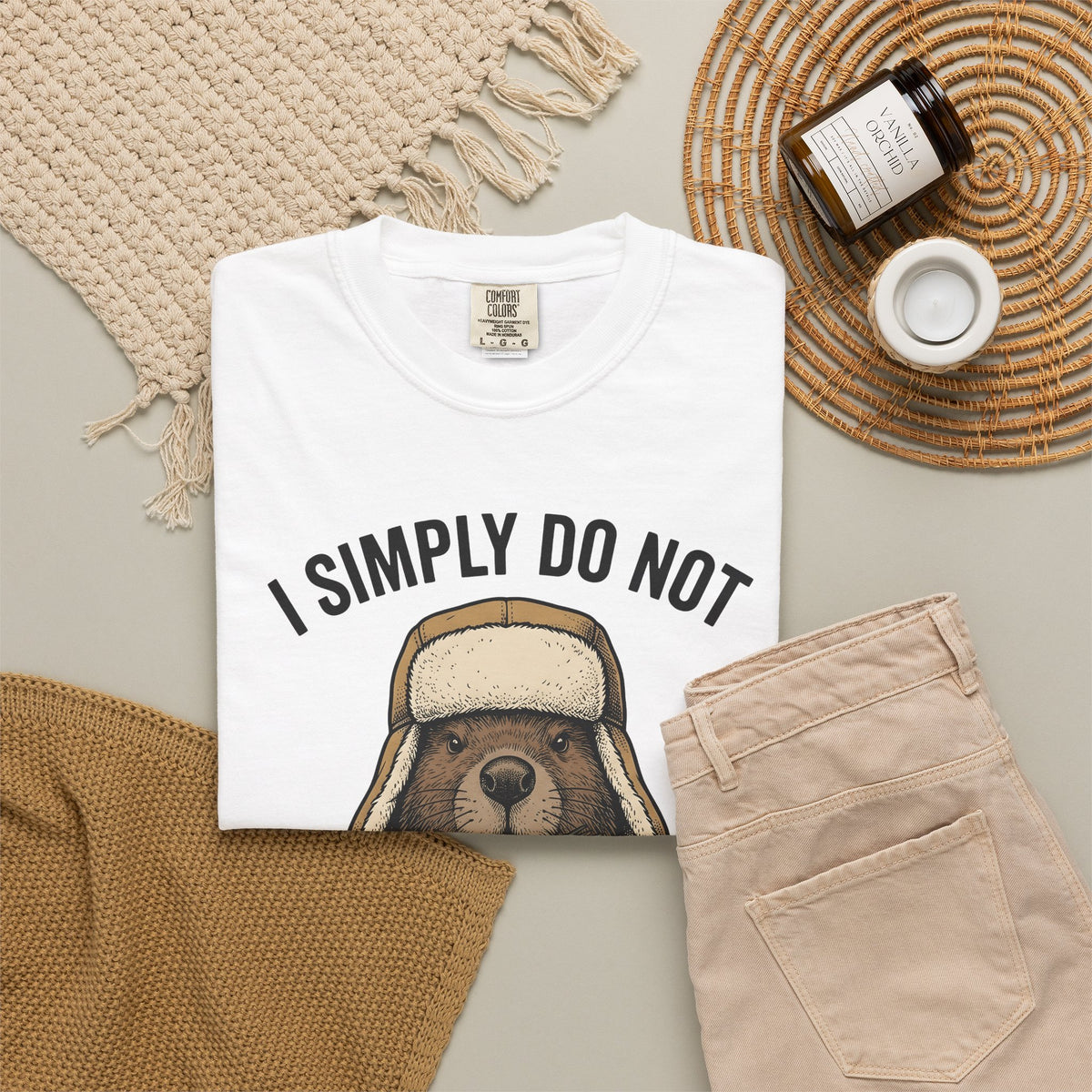 Beaver Woodsman T-Shirt Funny Wildlife Gift Women Comic T-Shirt Beaver T-Shirt Humor Fan Cartoon T-Shirt Animal Graphic Retro Checkered T-Shirt