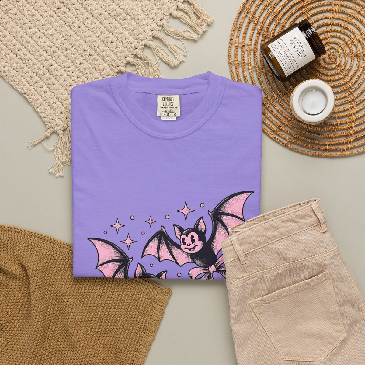 Sweet Bats T-Shirt Halloween Horror Gift Women Chibi T-Shirt Flying Fox T-Shirt Spooky Fan Creepy T-Shirt Horror Graphic Old School Hair Bows