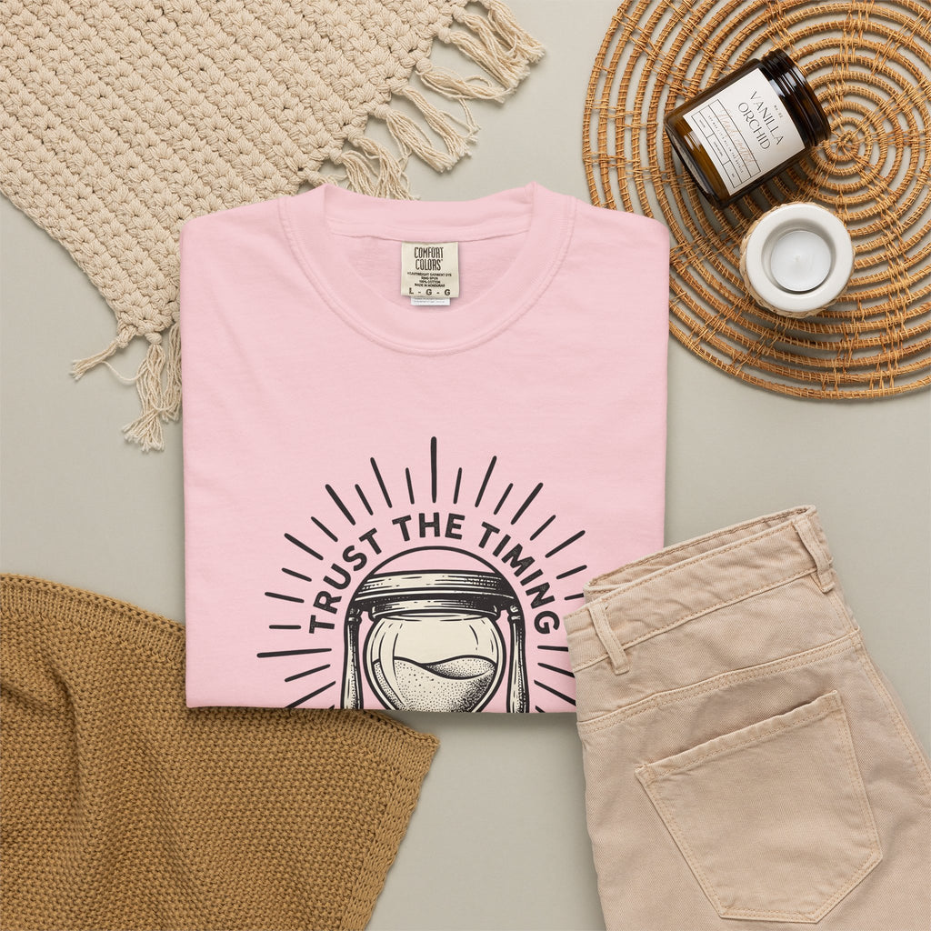 Hourglass T-Shirt Boho Chic Spiritual Gift Women Tattoo T-Shirt Sandtimer T-Shirt Bohemian Enthusiast Ink T-Shirt Mystical Graphic Vintage Stars