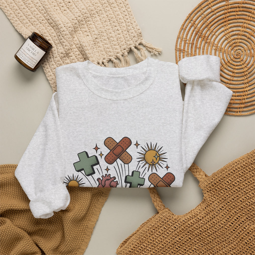 Anatomical Heart Sweatshirt Nurses Thank You Gift Women Classic Sweatshirt Heart Diagram Sweatshirt Nurse Practitioner Enthusiast Vintage Sweatshirt