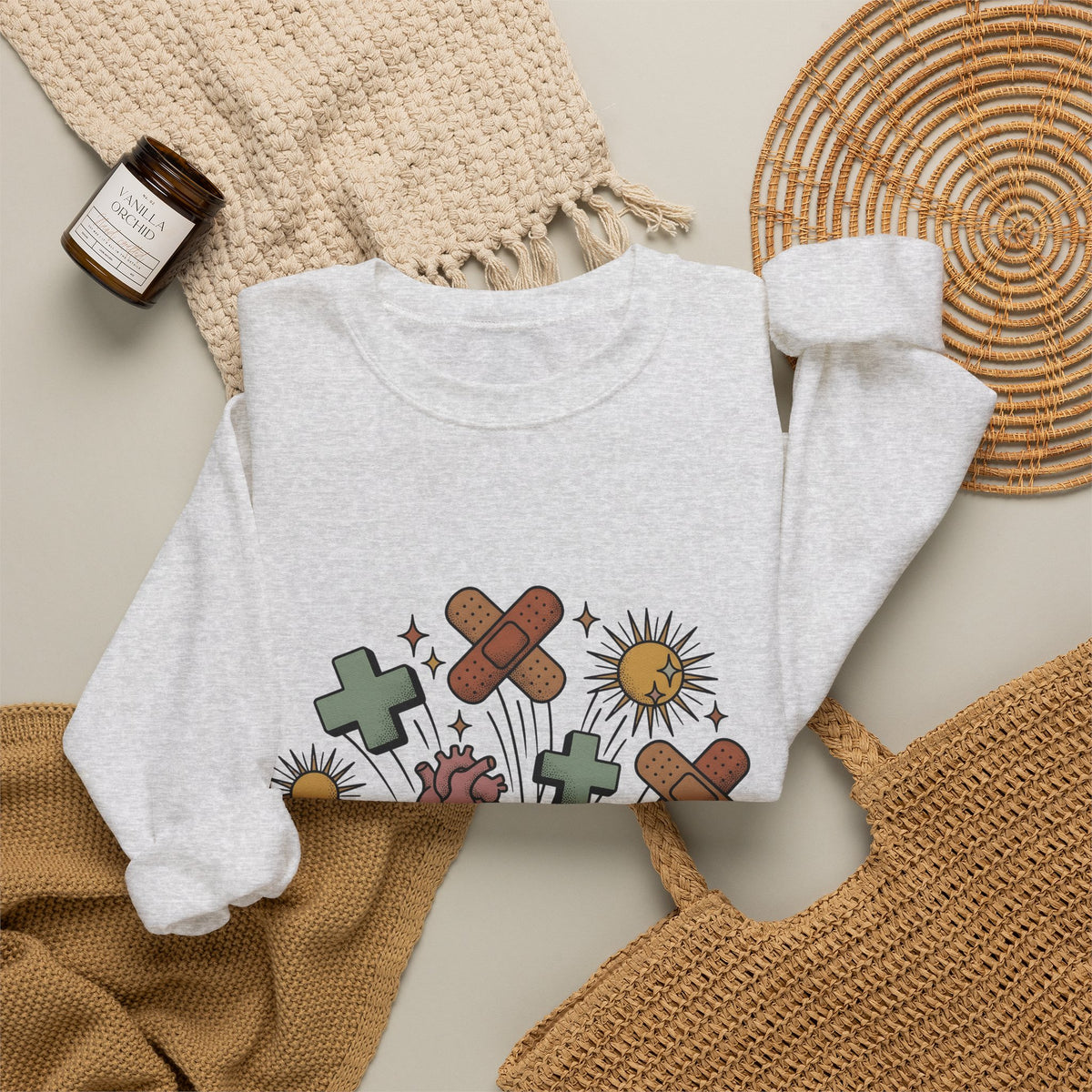 Anatomical Heart Sweatshirt Nurses Thank You Gift Women Classic Sweatshirt Heart Diagram Sweatshirt Nurse Practitioner Enthusiast Vintage Sweatshirt
