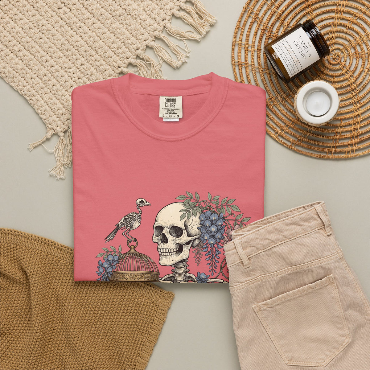 Bone Bloom T-Shirt Halloween Dark Art Gift Women Rustic T-Shirt Skeleton T-Shirt Horror Fan Gothic T-Shirt Macabre Graphic Doodle Aviary T-Shirt