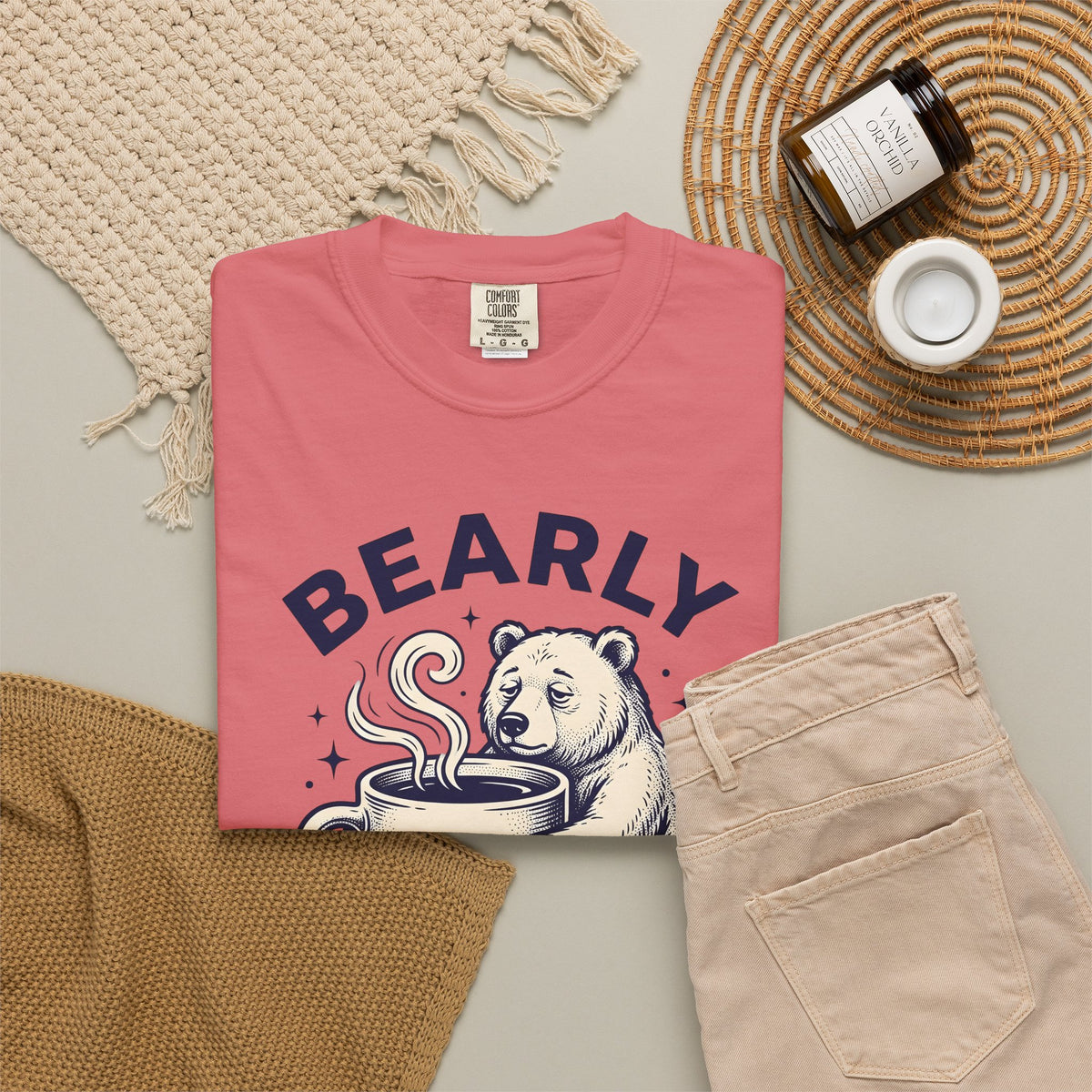 Grizzly Coffee Cup T-Shirt Funny Creatures Gift Women Doodle T-Shirt Coffee T-Shirt T-Shirt Humor Fan Cartoon T-Shirt Beast Graphic Line Art Coffee