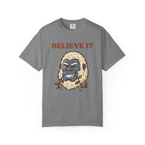Abominable Snowman Face T-Shirt Christmas Jokes Gift Women Comic T-Shirt Yeti T-Shirt Xmas Fan Cartoon T-Shirt Pun Graphic Retro Holiday Lights