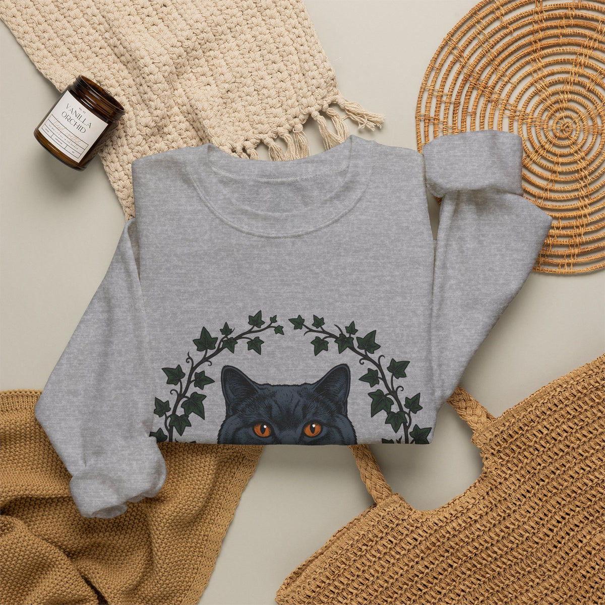 British Shorthair Cat Sweatshirt Cat Botanical Gift Women Hand Drawn Sweatshirt Kitty Sweatshirt Cat Fan Illustrated Graphic Vintage Ivy Leaves Sweatshirt