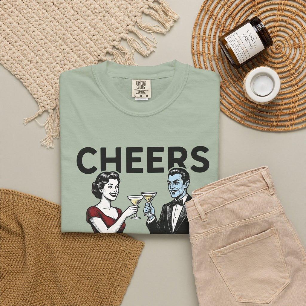 Vampire Duo T-Shirt Halloween Event Gift Women Antique T-Shirt Vampire Couple T-Shirt Horror Fan Spooky T-Shirt Party Graphic Old School Wine Glass